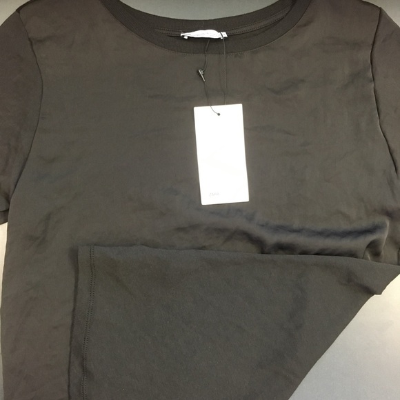 ZARA Contrasting Satin Finish T-shirt  Sz S - Picture 5 of 5